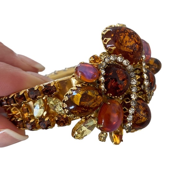 VTG SCHRAGER FIFTH AVENUE rare iconic cuff bangle dragons breath rhinestones - Picture 3 of 15